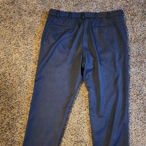 Van Heusen Dress Pants (38x30)